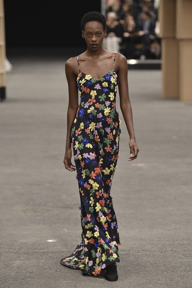 Inilah koleksi terbaru Chanel Haute Couture Spring/Summer 2023. Foto: Dok. Getty images.