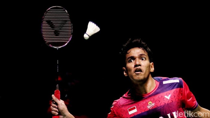 Mantap! Chico Lolos ke Final di Indonesia Masters 2023 Chico Aura Dwi Wardoyo melangkah ke final Indonesia Masters 2023. Chico lolos setelah mengalahkan Angus Ng Ka Long.
