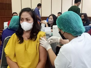 Kemenkes Izinkan Masyarakat Booster Pakai Vaksin Covid-19 Jenis Apapun