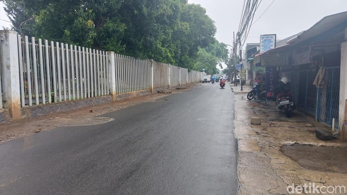 TKP kecelakaan mahasiswa UI versus purnawirawan polisi