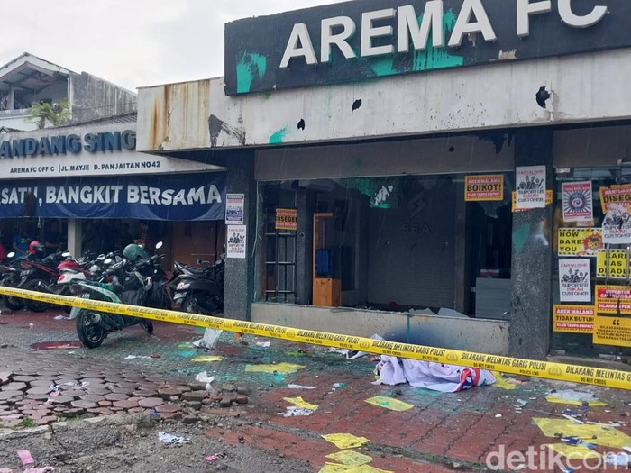Demo kantor Arema