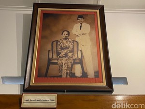 Saktinya Inggit Garnasih Buat Wajah Petinggi Belanda Merah