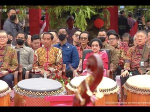 Jokowi dan Megawati Hadiri Perayaan Imlek Nasional di Lapangan Banteng