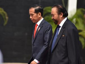 Apa Isi Pertemuan 1 Jam Jokowi-Surya Paloh?