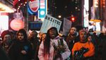 Polisi Pukul Pria Kulit Hitam, Ribuan Orang Turun ke Jalan di New York