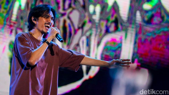 Konser Sheila On 7 Tunggu Aku di Jakarta.