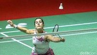 Marin memapu memenangi gim pertama dengan skor 21-18.