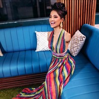 Kini Victoria bekerja sebagai model purna waktu. Dia juga mengikuti kompetisi dansa di sebuah program pencarian bakat bernama Soy El Mejor yang ditayangkan stasiun TV nasional. Foto: Instagram/@vicco_salcedo