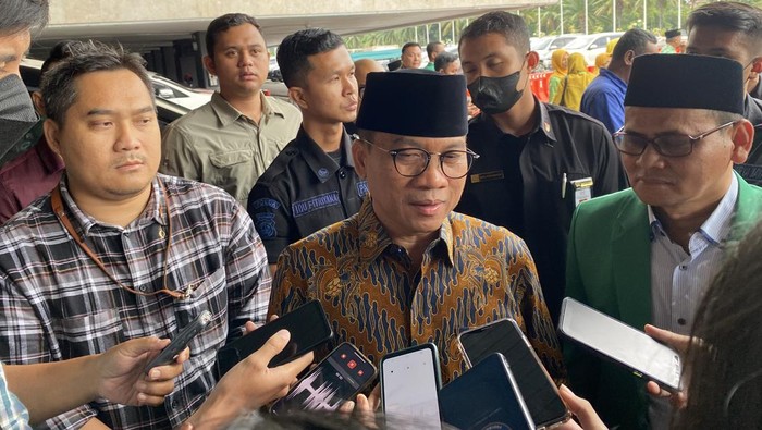Waketum PAN Yandri Susanto