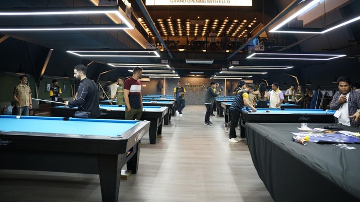 Mantra Pool Academy and Lounge