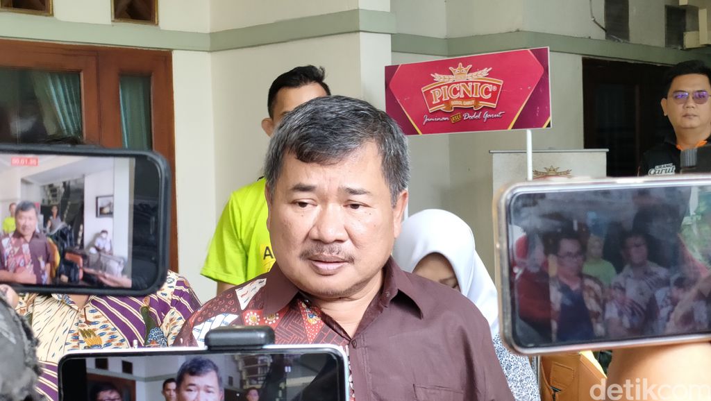Bupati Garut Rudy Gunawan