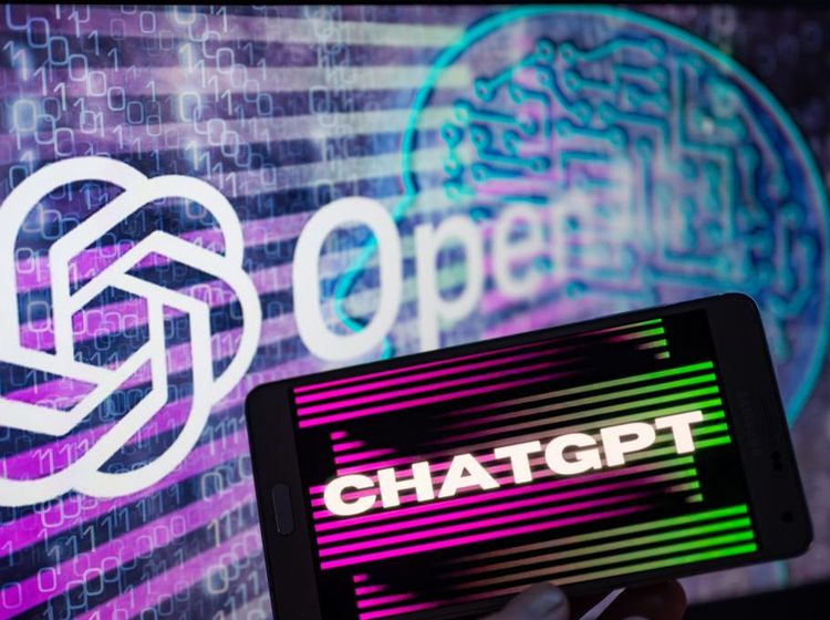 ChatGPT Lebih Pintar dari Google, Apa Iya?