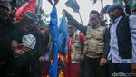 Detik-detik Bendera Swedia Dibakar Massa Aksi Bela Al-Quran