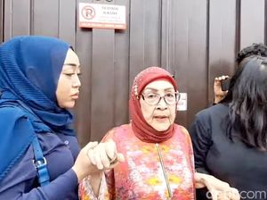 Ibunda Ferry Irawan Permasalahkan Visum Venna Melinda