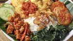 Gurih Mantap! 20 Nasi Uduk dengan Lauk Enak Ada di Sini