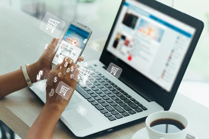 Ilustrasi e-commerce