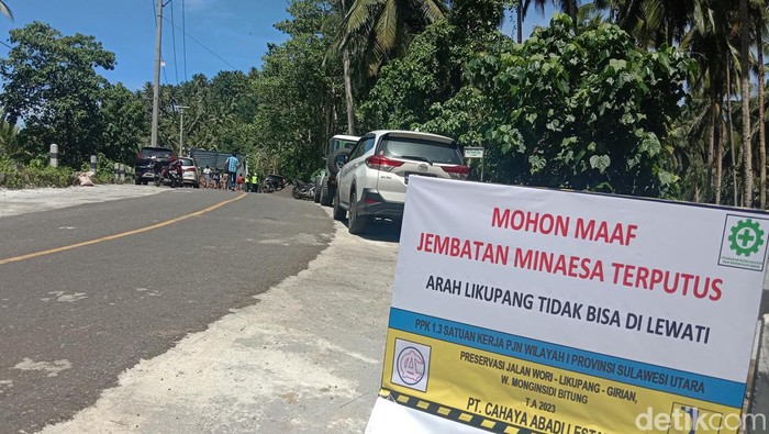 Jembatan di Minahasa Utara, Sulawesi Utara terputus.