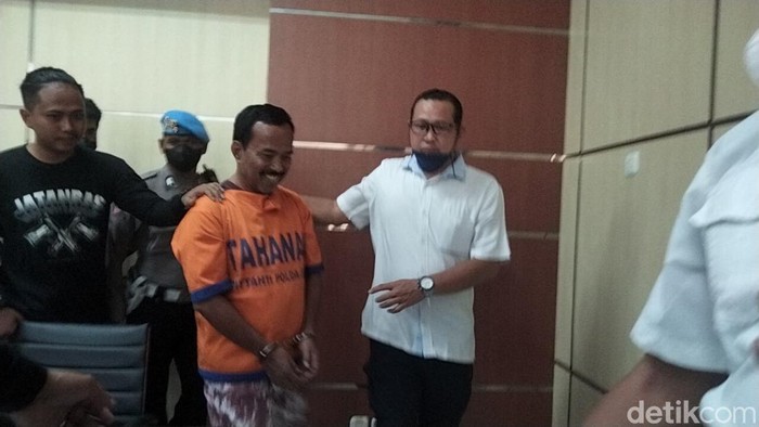 Konferensi pers tentang Samanhudi di Polda Jatim