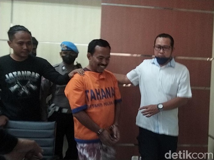 Konferensi pers tentang Samanhudi di Polda Jatim