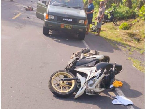 Kecelakaan lalu lintas di jalur Denpasar-Gilimanuk yang menewaskan dua anggota TNI.