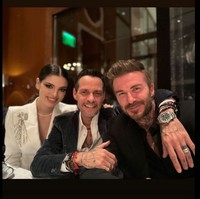 Inilah momen pernikahan mereka. David Beckham yang hadir di momen tersebut menjadi pendamping pengantin pria. Foto: dok. Instagram/ @nadiatferreira