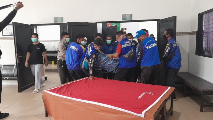 Wanita penderita obesitas bernama Titi Wati (40) di Palangkaraya, Kalimantan Tengah (Kalteng) meninggal dunia karena komplikasi usai dirawat di rumah sakit (RS) dr. Doris Sylvanus Hairil Anwar.