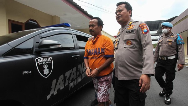 Potret Eks Walkot Blitar Samanhudi Berbaju Tahanan