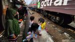 Potret Kemiskinan RI yang Anggarannya Hampir Rp 500 T Tersedot ke Rapat cs