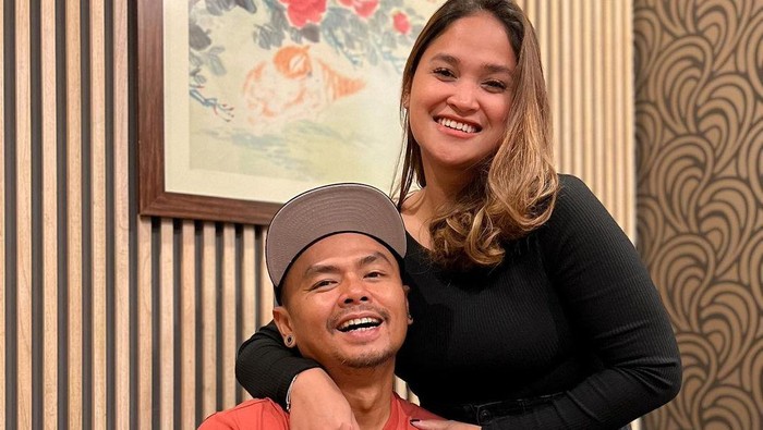 Wendy Cagur Alami Nyeri Dada Akibat GERD, Ini Bedanya dengan Gejala Sakit Jantung