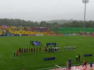 PSM Vs Rans FC Diguyur Hujan, Pertandingan Dihentikan Menit ke-13