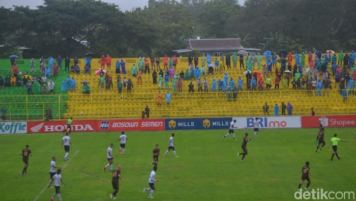 PSM Makassar Vs Rans Nusantara FC.