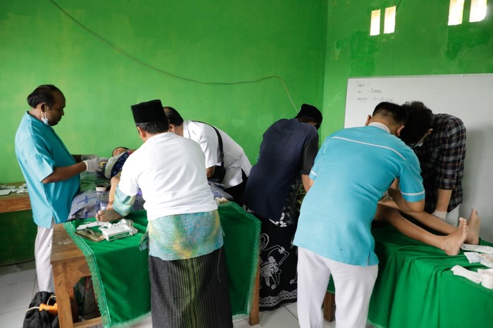 Relawan Ganjar Gelar Khitanan Massal dan Doa Bersama di Bojonegoro