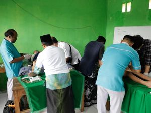 Relawan Ganjar Gelar Khitanan Massal dan Doa Bersama di Bojonegoro