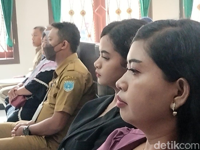 Sidang lanjutan perkara perdata yang dilayangkan Putri kepada Ganda
