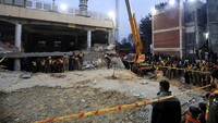 Sedikitnya 47 tewas dan 150 terluka dalam ledakan di sebuah masjid di dalam markas polisi Pakistan.