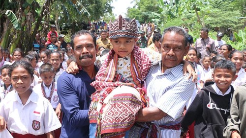 Caesar Hendrik Meo Tnunay (7), akrab disapa Nono tiba di kampung halamannya Kecamatan Amarasi Selatan, Kabupaten Kupang, Nusa Tenggara Timur (NTT), Senin (30/1/2023).