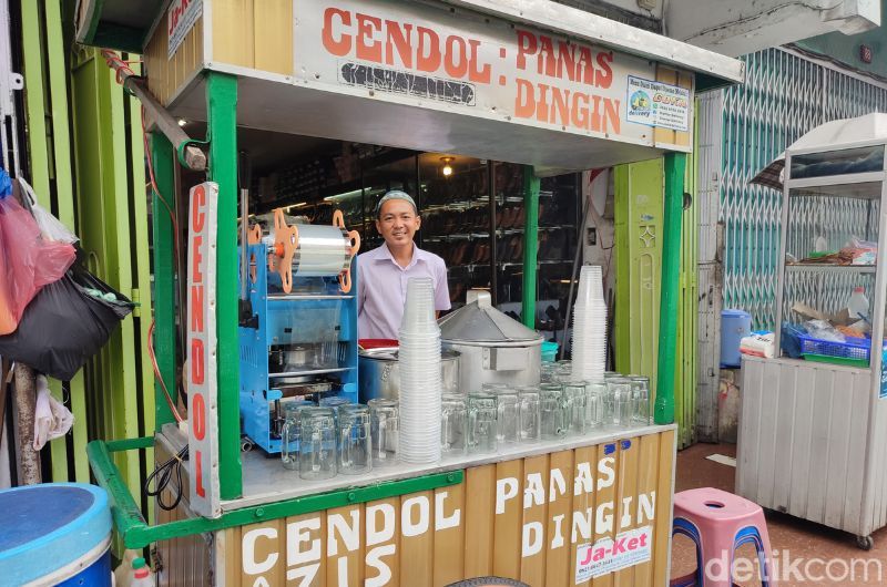 Cendol Panas Pak Azis (Fria Sumitro/detikSumut)