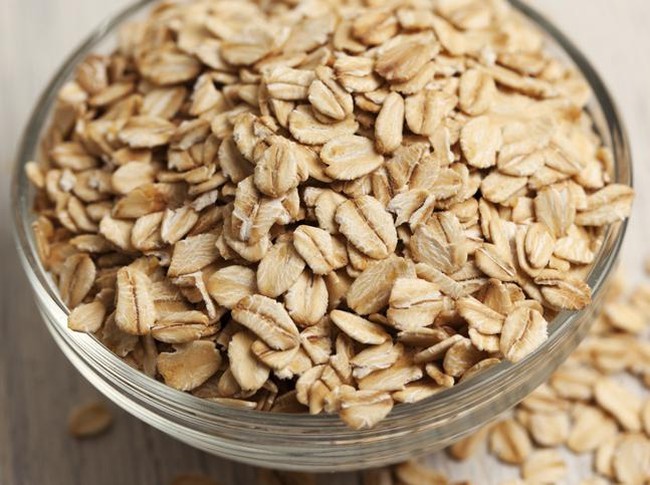 Sarapan Oatmeal Bisa Kendalikan Kolesterol? Ini 5 Faktanya