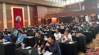 Ratusan peserta yang berasal dari para supporter sepakbola tanah air, akademisi serta pengamat juga ikut serta memberikan masukannya demi kemajuan dan pembenahan PSSI ke depannya.