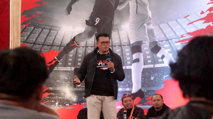 FAPSI Kaji Pembenahan Industri Kreatif Sepak Bola Indonesia Forum Akademisi Penggemar Sepak Bola Indonesia (FAPSI) kembali menggelar seminar nasional guna pembenahan industri kreatif sepak bola Indonesia. Seperti apa?