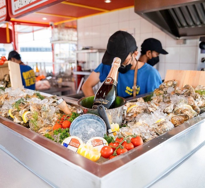 Ada Seafood Segar hingga Dessert Kekinian di Food Space Baru Jakarta Utara