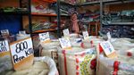 Gawat! Stok Beras di Pasar Cipinang Jakarta Menipis