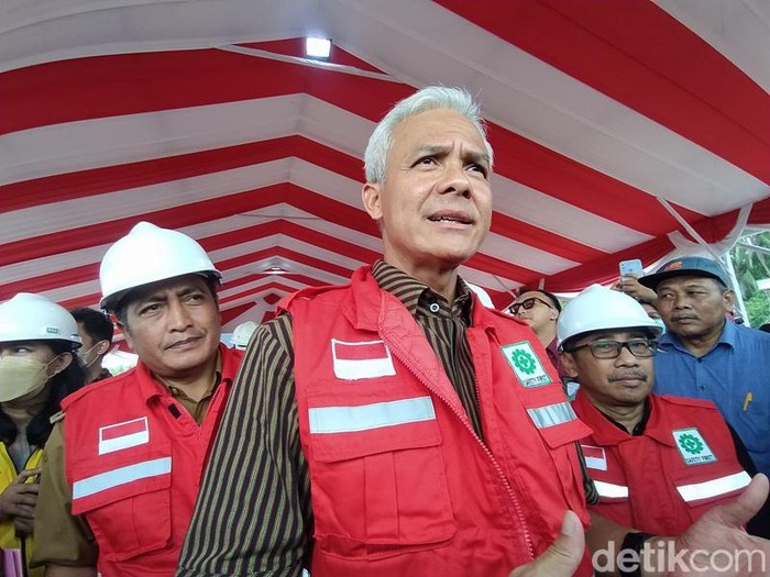 Gubernur Jawa Tengah Ganjar Pranowo di Magelang, Selasa (31/1/2023).