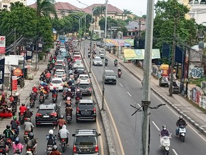 Ciputat Tangsel Arah Jakarta Macet Parah Pagi Ini