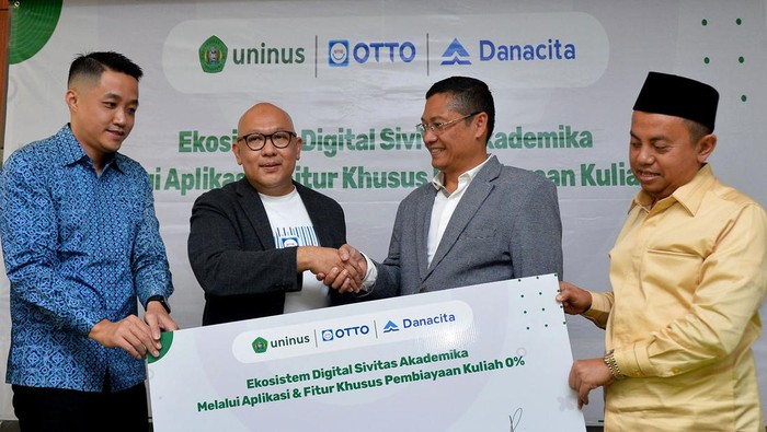 Kembangkan Digitalisasi Keuangan di Lingkungan Kampus Pertumbuhan inklusi keuangan yang komprehensif serta mengajak lebih banyak pihak dalam membangun ekosistem digital khususnya di lingkungan kampus dan civitas akademika.