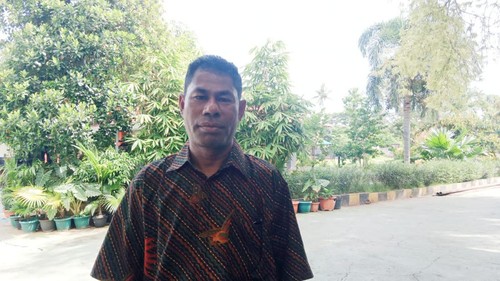 Kepala Sekolah SDI Buraen II Petrus Kase di Amarasi Selatan, Kabupaten Kupang, NTT saat ditemui detikbali beberapa waktu lalu.