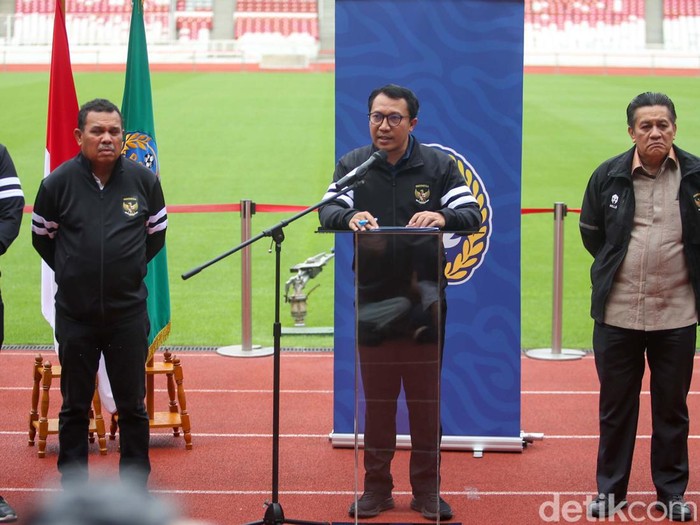Komite Pemilihan PSSI mengumumkan Daftar Calon Sementara (DCS) menyisakan 75 orang. Beberapa nama tidak lolos, salah satunya Bambang Pamungkas.