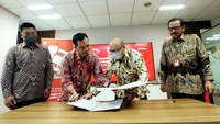 PT Asuransi Jiwa IFG (IFG Life) melakukan penandatanganan nota kesepahaman dengan LinkAja, di Jakarta.