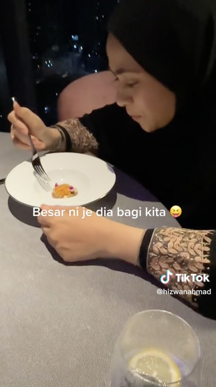Makan di Resto Fine Dining, Wanita Ini Tak Kenyang Karena Porsinya Kecil