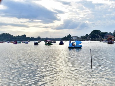 Senja yang Aduhai di Danau Sipin Jambi